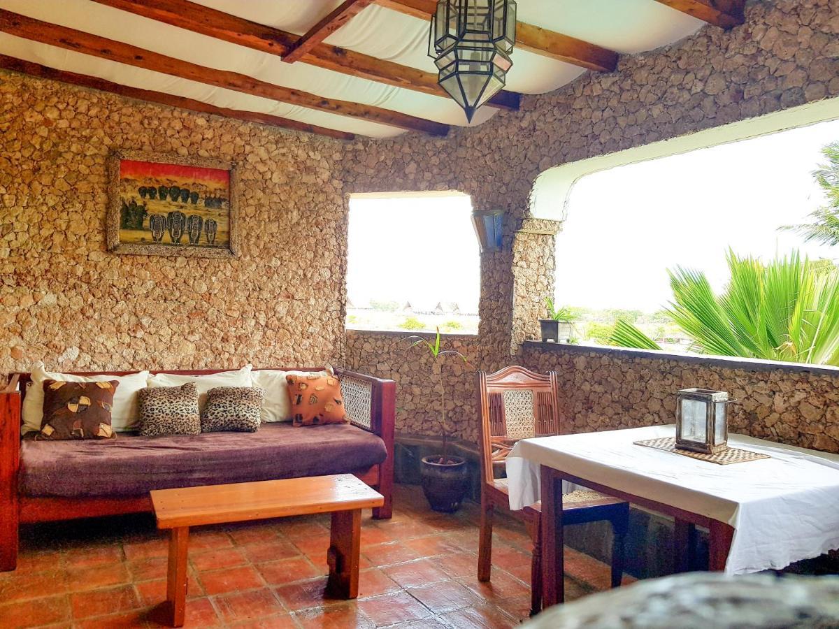 Tembo Village Watamu Exterior photo