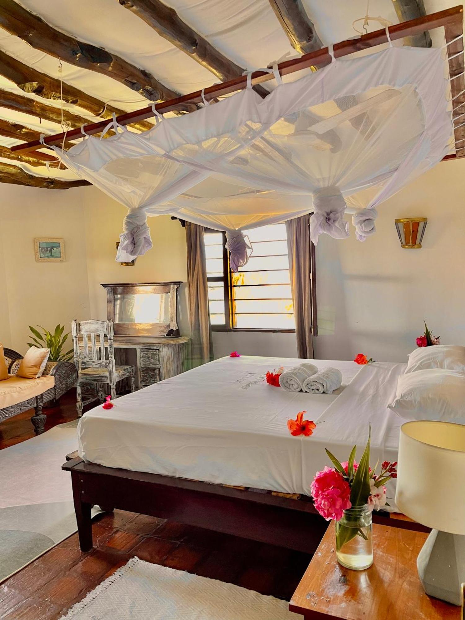 Tembo Village Watamu Exterior photo