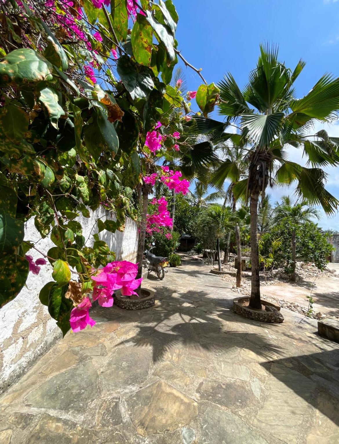 Tembo Village Watamu Exterior photo